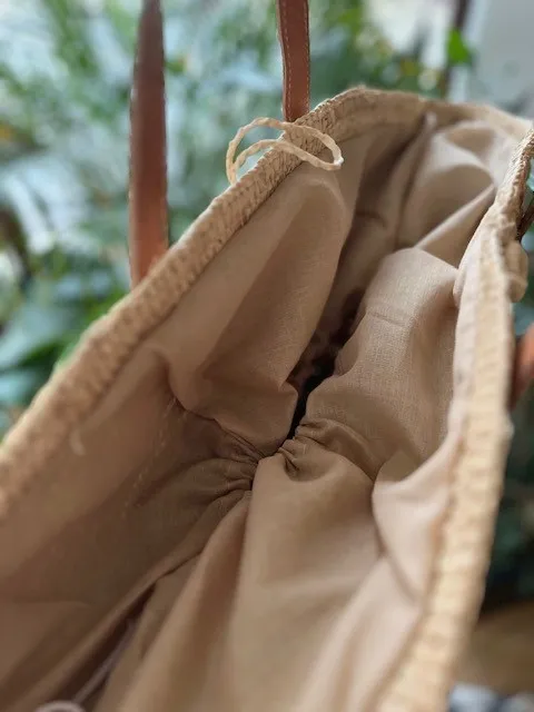 Ręcznie pleciona torebka z Madagaskaru