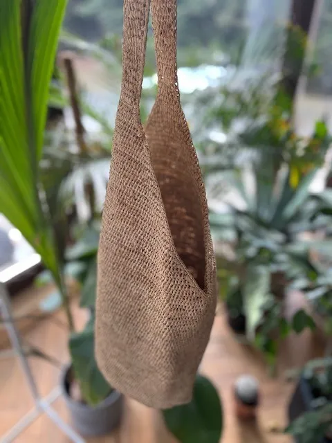 Ręcznie pleciona torba z Madagaskaru